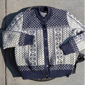 SOLD Vintage Geiger Wool Knit Cardigan - Size Medium